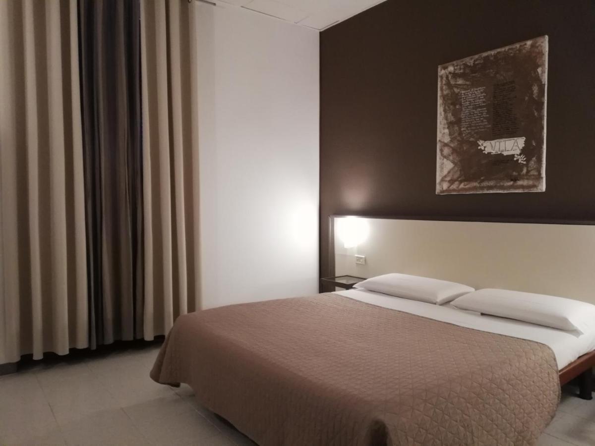 Bert Hotel Сесто-Сан-Джованни Экстерьер фото